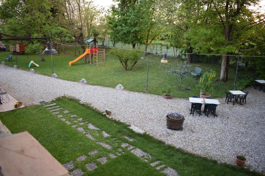 Agriturismo Fior Di Pesco Hotel Sommacampagna Exterior foto